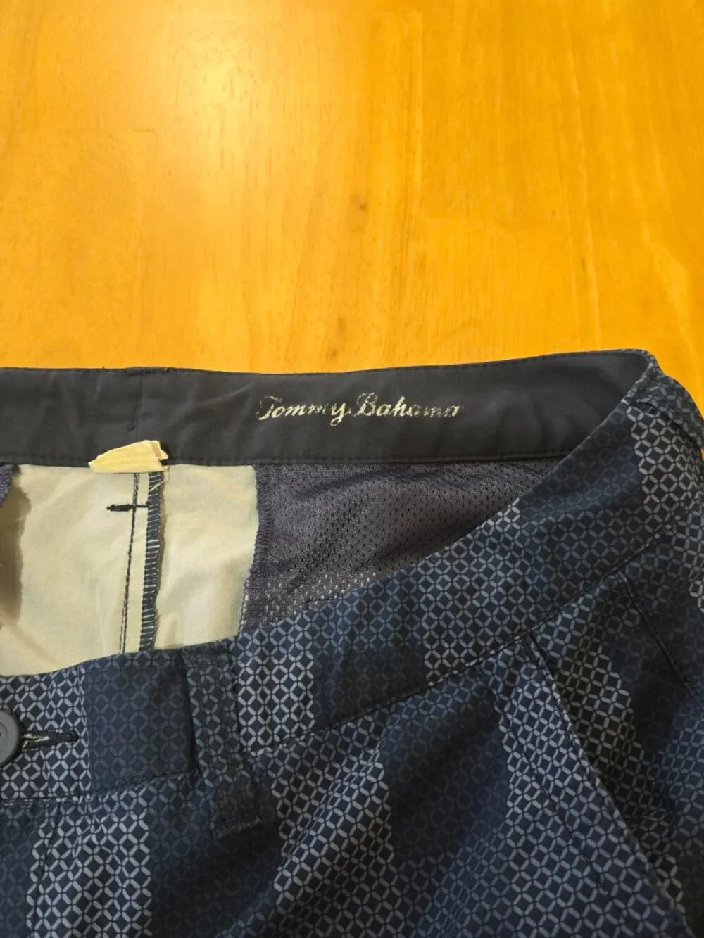 Tommy Bahama Men's Plaid Performance Flat Front Shorts Marlin Logo Blue Sz 34